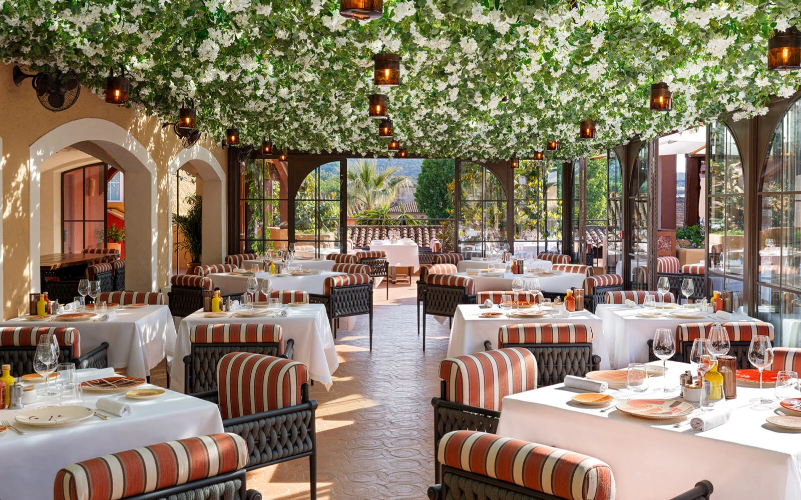How Restaurants Are Transforming Dining in the 21st Century